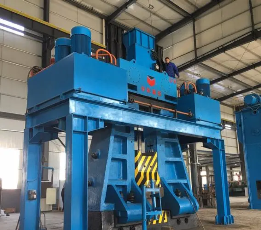 Hydraulic die forging hammer